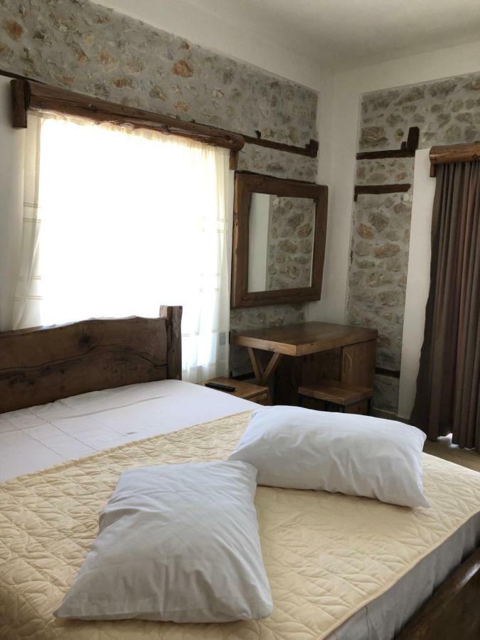 Vila Ilo Tushemisht Luaran gambar